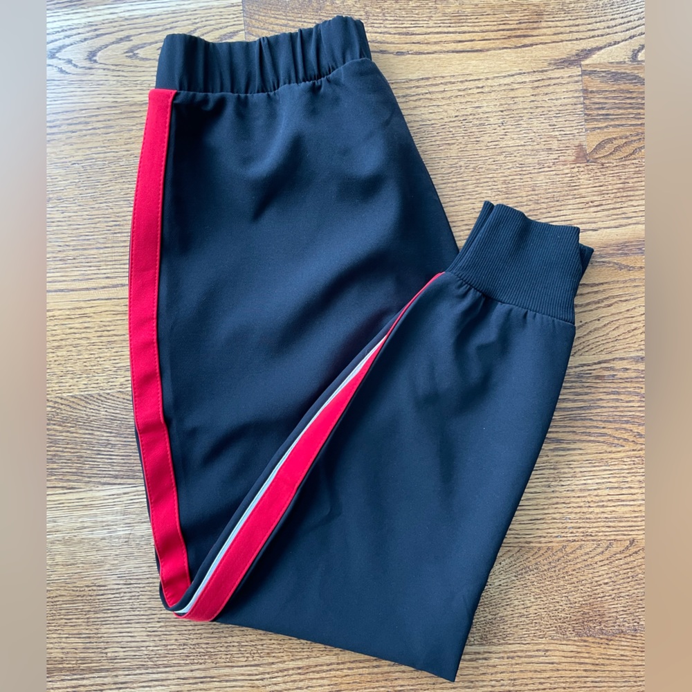 ZARA Joggers ❤️🤍🖤